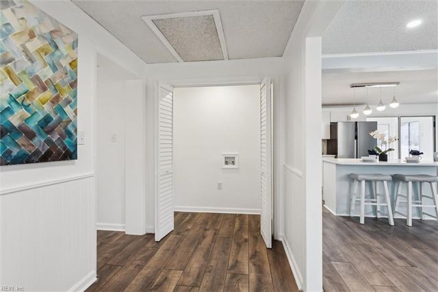 104 Cavalier DR, Yorktown, VA 23692