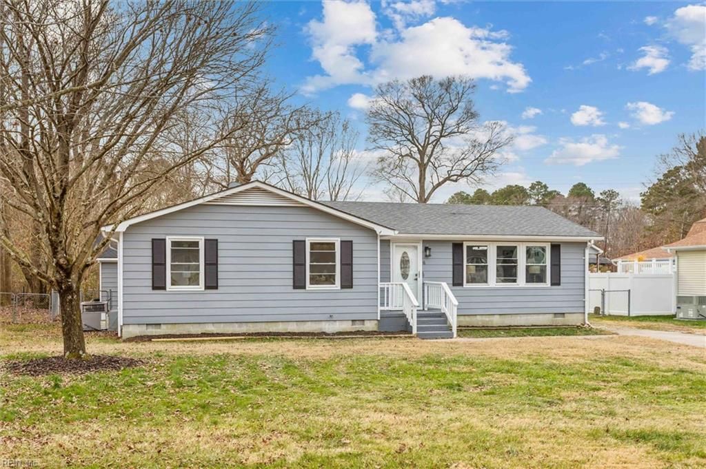 104 Cavalier DR, Yorktown, VA 23692