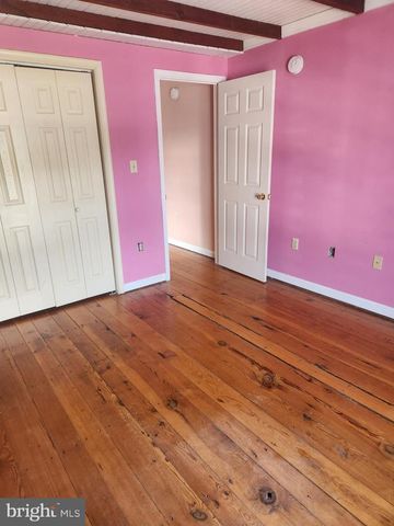 135 W MAIN ST #2, Wardensville, WV 26851