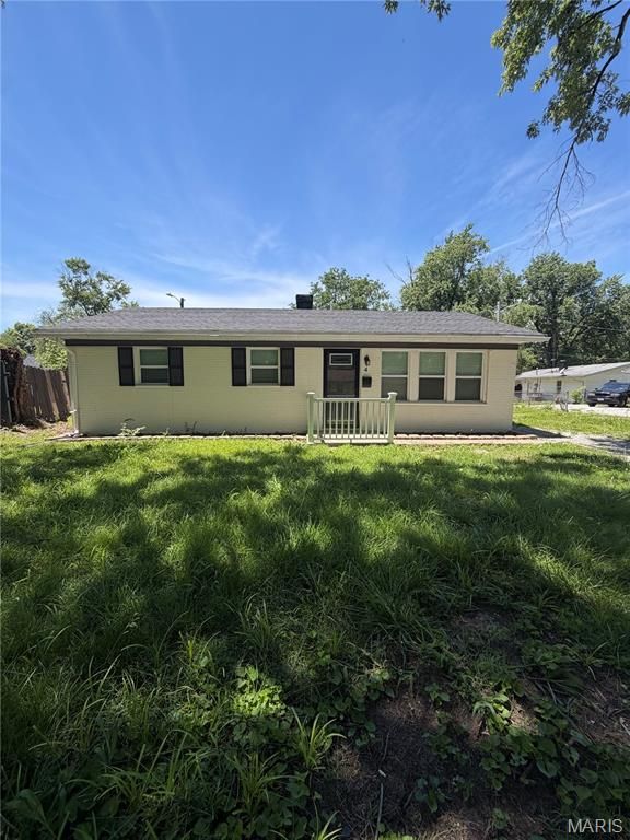4 Lloyd Avenue, Cahokia, IL 62206