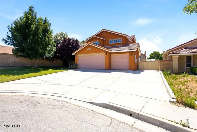 44103 Sundance Court, Lancaster, CA 93535