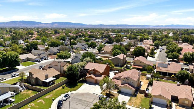 44103 Sundance Court, Lancaster, CA 93535