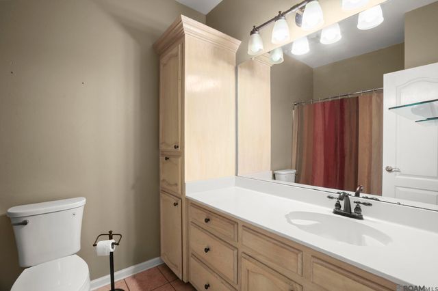 17613 Barrett Ln, Baton Rouge, LA 70817