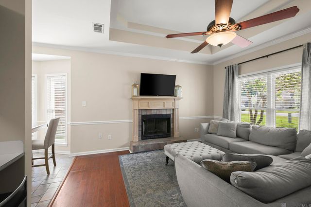 17613 Barrett Ln, Baton Rouge, LA 70817