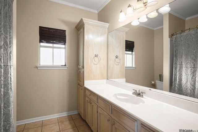 17613 Barrett Ln, Baton Rouge, LA 70817