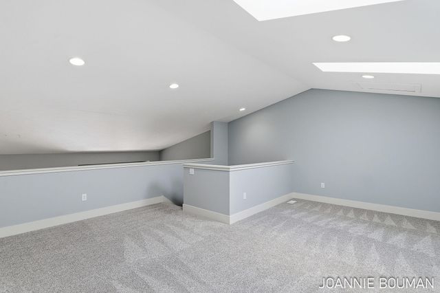 1389 Quarterline Commons 11, Holland City, MI 49423