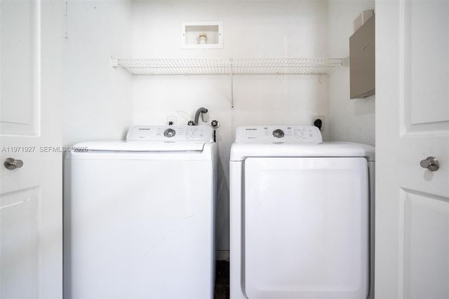 2167 Hacienda Ter 2167, Weston, FL 33327