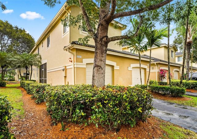 2167 Hacienda Ter 2167, Weston, FL 33327