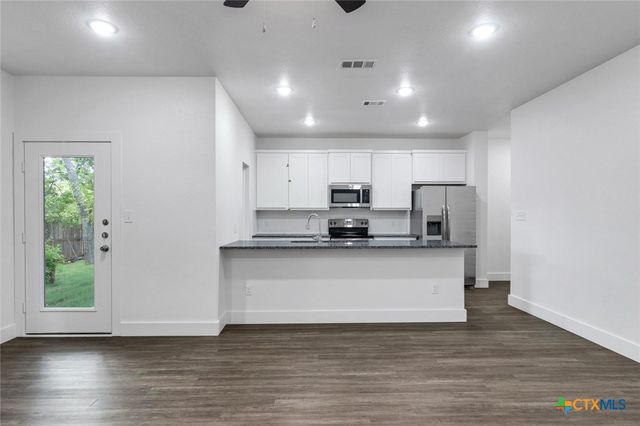 1912 Royal Loop, Belton, TX 76513