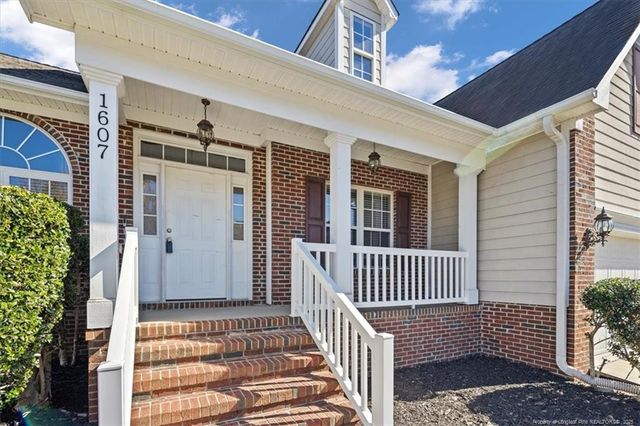 1607 Stonewood Drive, Fayetteville, NC 28306