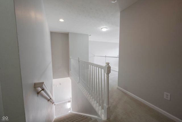 10903 Perry Pear Drive, Zionsville, IN 46077