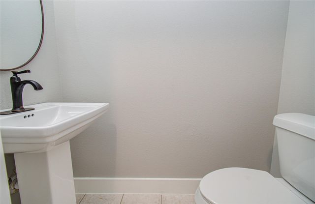 2205 Ocean Point Court, Pearland, TX 77584