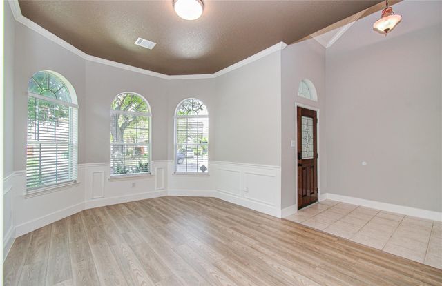 2205 Ocean Point Court, Pearland, TX 77584