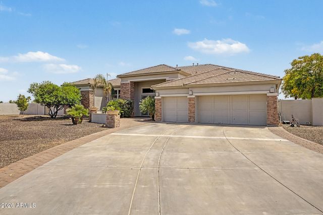 18209 W NORTH Court, Waddell, AZ 85355
