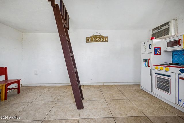 18209 W NORTH Court, Waddell, AZ 85355