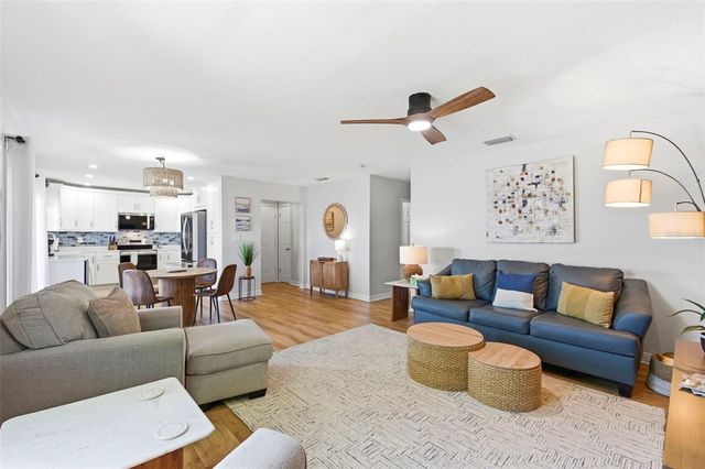201 POMPANO DRIVE SE C furnished, St Petersburg, FL 33705