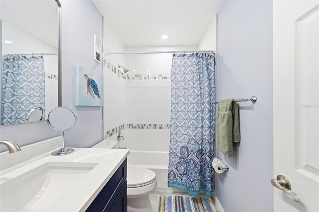 201 POMPANO DRIVE SE C furnished, St Petersburg, FL 33705