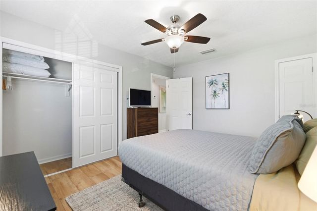 201 POMPANO DRIVE SE C furnished, St Petersburg, FL 33705