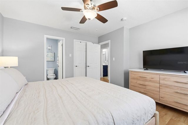 201 POMPANO DRIVE SE C furnished, St Petersburg, FL 33705