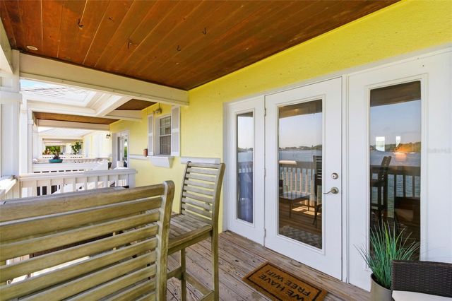 201 POMPANO DRIVE SE C furnished, St Petersburg, FL 33705