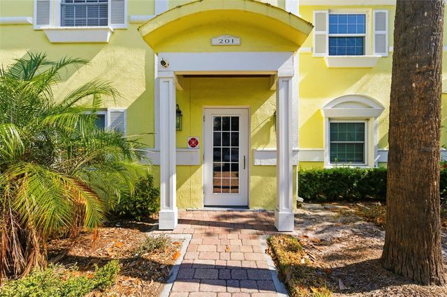 201 POMPANO DRIVE SE C furnished, St Petersburg, FL 33705