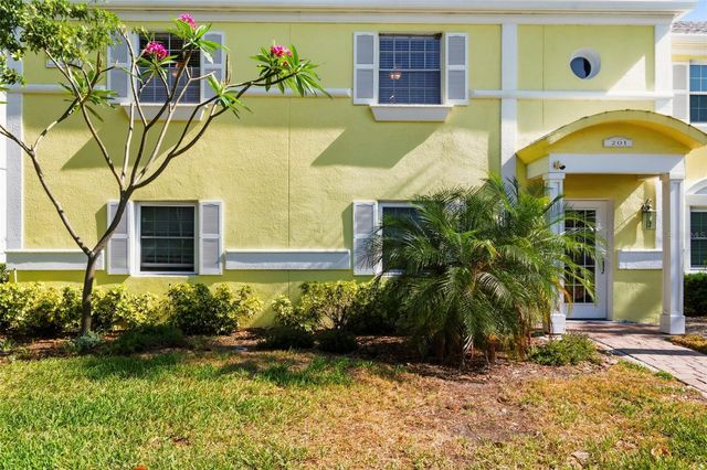 201 POMPANO DRIVE SE C furnished, St Petersburg, FL 33705
