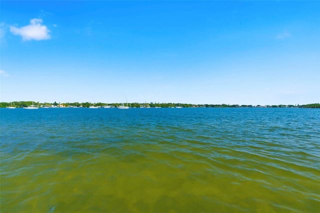 201 POMPANO DRIVE SE C furnished, St Petersburg, FL 33705