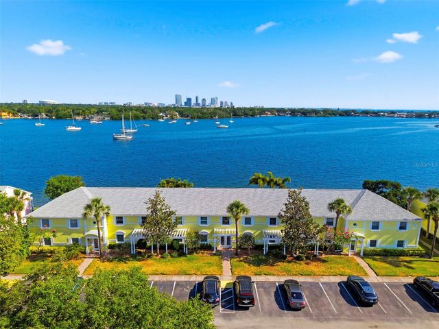 201 POMPANO DRIVE SE C furnished, St Petersburg, FL 33705