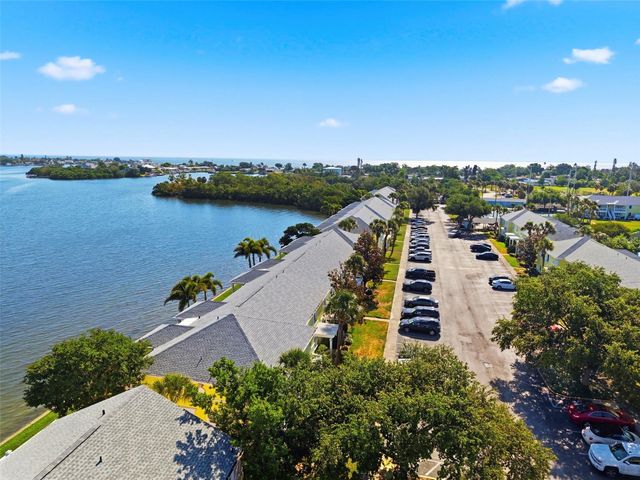 201 POMPANO DRIVE SE C furnished, St Petersburg, FL 33705