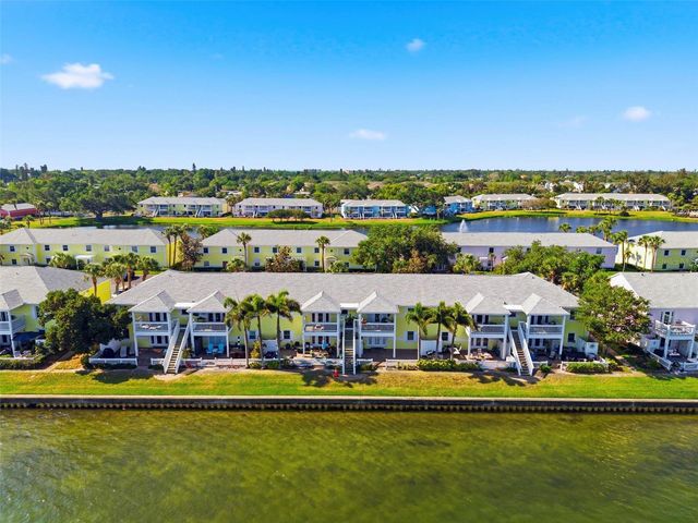 201 POMPANO DRIVE SE C furnished, St Petersburg, FL 33705