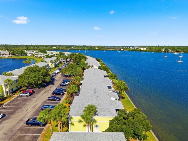 201 POMPANO DRIVE SE C furnished, St Petersburg, FL 33705