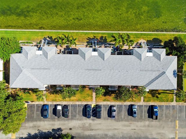 201 POMPANO DRIVE SE C furnished, St Petersburg, FL 33705