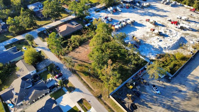 5207 Mayle Street, Houston, TX 77016