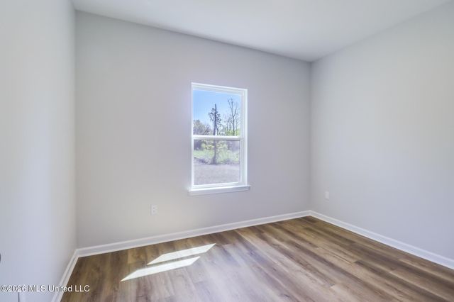 1820 S 2nd Street, Ocean Springs, MS 39564