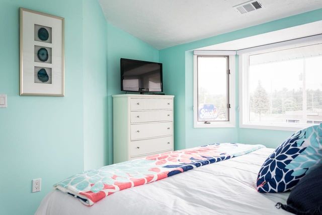 1995 Us31 321, Traverse City, MI 49686