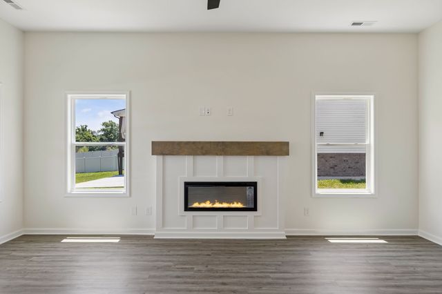 310 Buckadee Rd, La Vergne, TN 37086