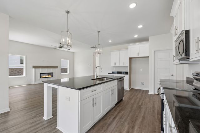 310 Buckadee Rd, La Vergne, TN 37086