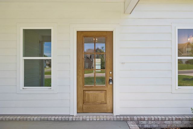 310 Buckadee Rd, La Vergne, TN 37086