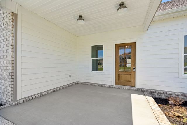 310 Buckadee Rd, La Vergne, TN 37086