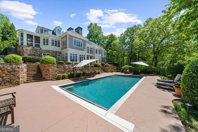 5340 Point South Drive, Gainesville, GA 30504