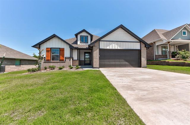8125 Mountain Oak Drive, Edmond, OK 73034