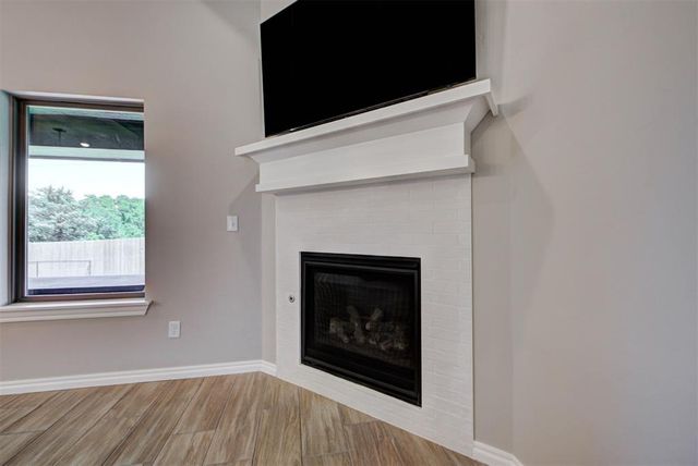 8125 Mountain Oak Drive, Edmond, OK 73034