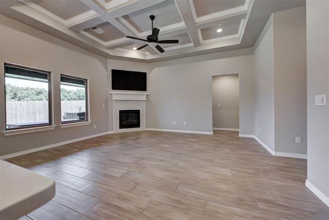 8125 Mountain Oak Drive, Edmond, OK 73034