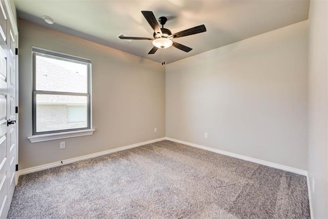 8125 Mountain Oak Drive, Edmond, OK 73034