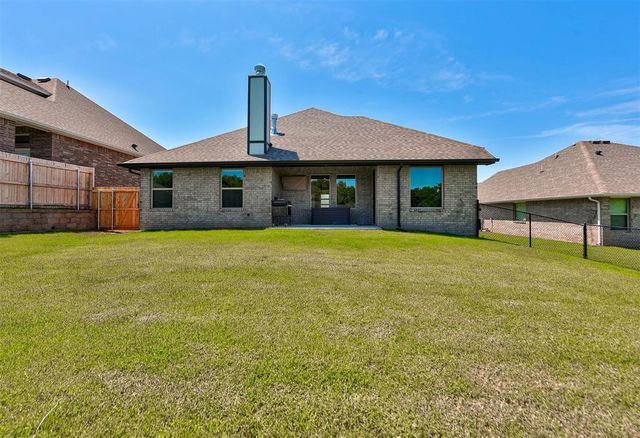 8125 Mountain Oak Drive, Edmond, OK 73034