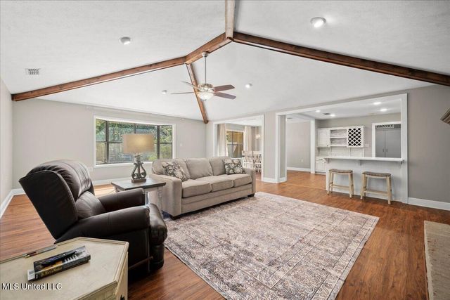 1064 Pine Cone Lane, Summit, MS 39666