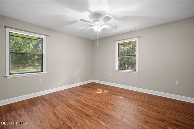 1064 Pine Cone Lane, Summit, MS 39666
