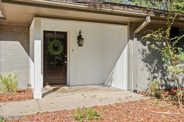 1064 Pine Cone Lane, Summit, MS 39666