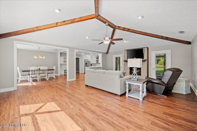 1064 Pine Cone Lane, Summit, MS 39666