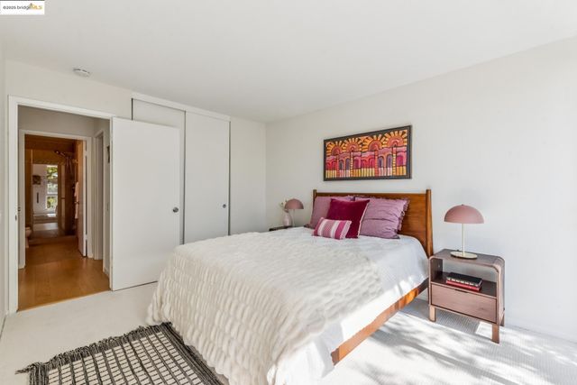 811 York St 313, Oakland, CA 94610